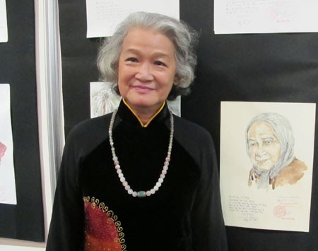 Художница Данг Ай Вьет и ее портреты вьетнамских матерей-героинь - ảnh 1